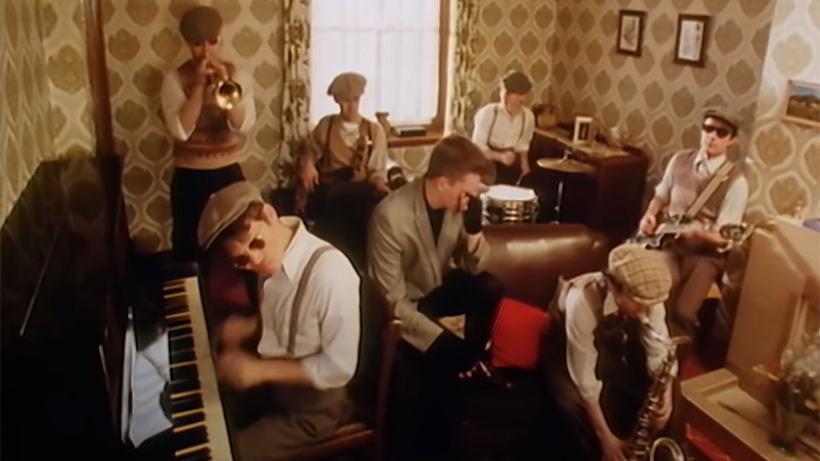 Madness ("Our House"-Musikvideo)