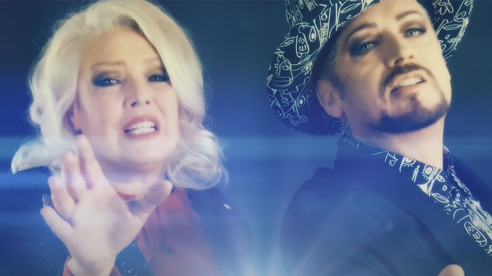Kim Wilde & Boy George im Video zum Song "Shine On" (2021)