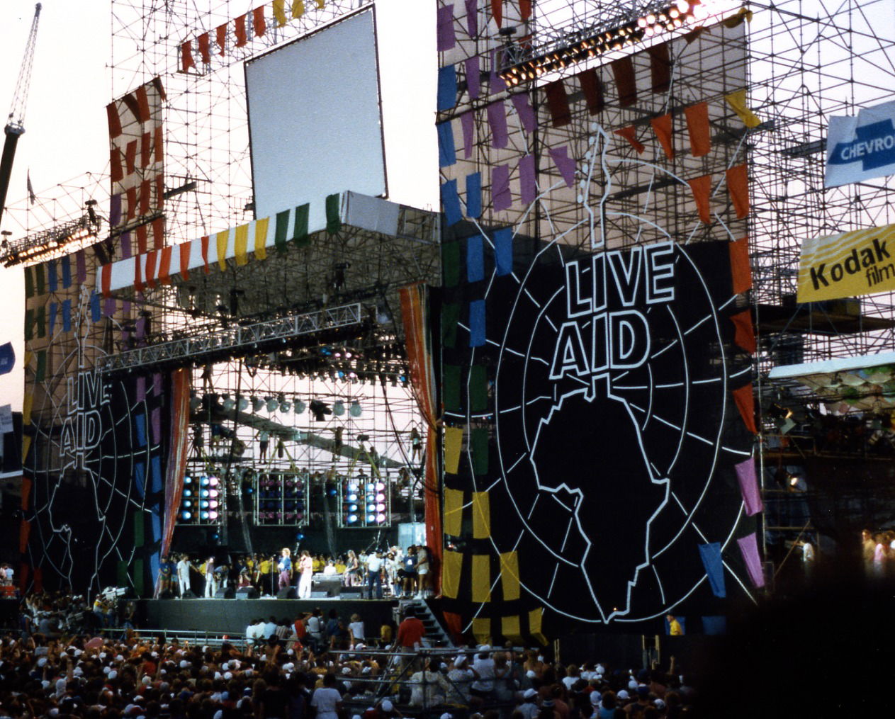 Sicht auf die Live Aid-Bühne im John F. Kennedy Stadion in Philadelphia