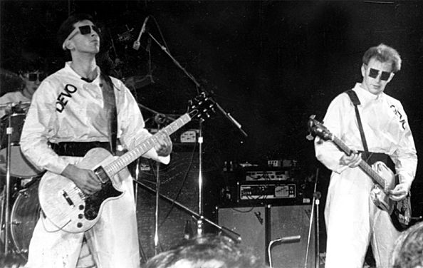 Devo