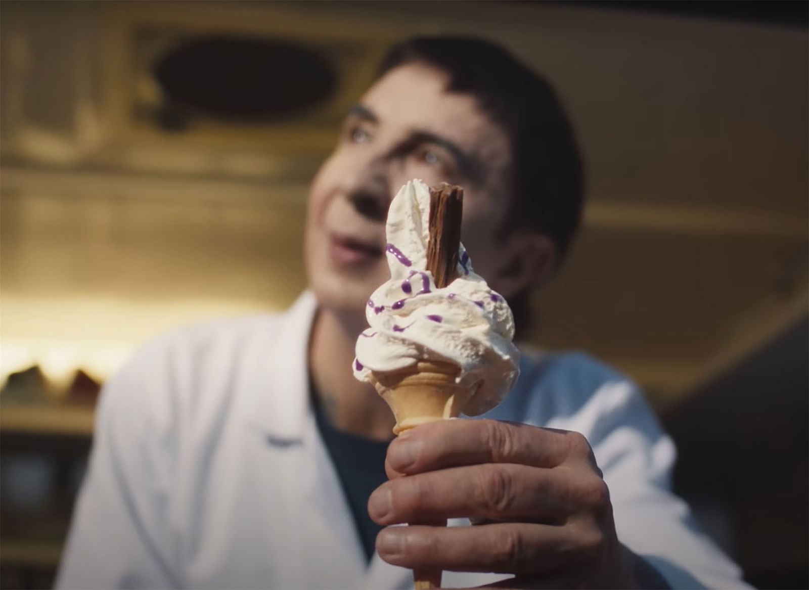 Soft Cell & die Pet Shop Boys im Musikvideo zu "Purple Zone" (2022)