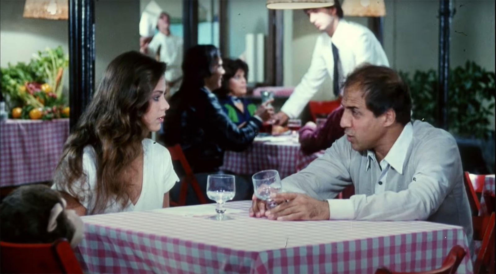 Trailer: Ornella Muti & Adriano Celentano in "Gib dem Affen Zucker" (1981)
