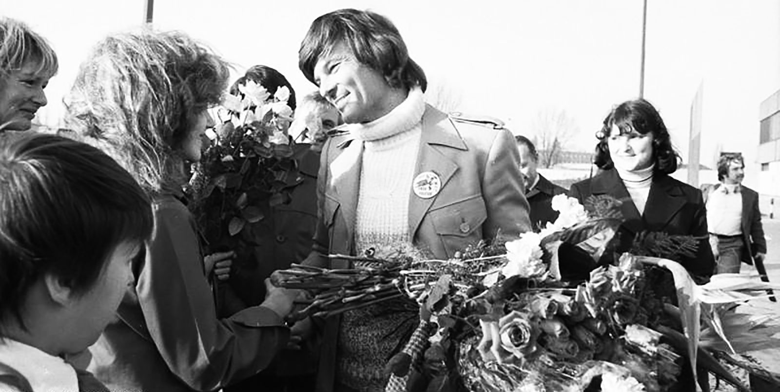 Dean Reed am Flughafen Berlin-Schönefeld (1978)