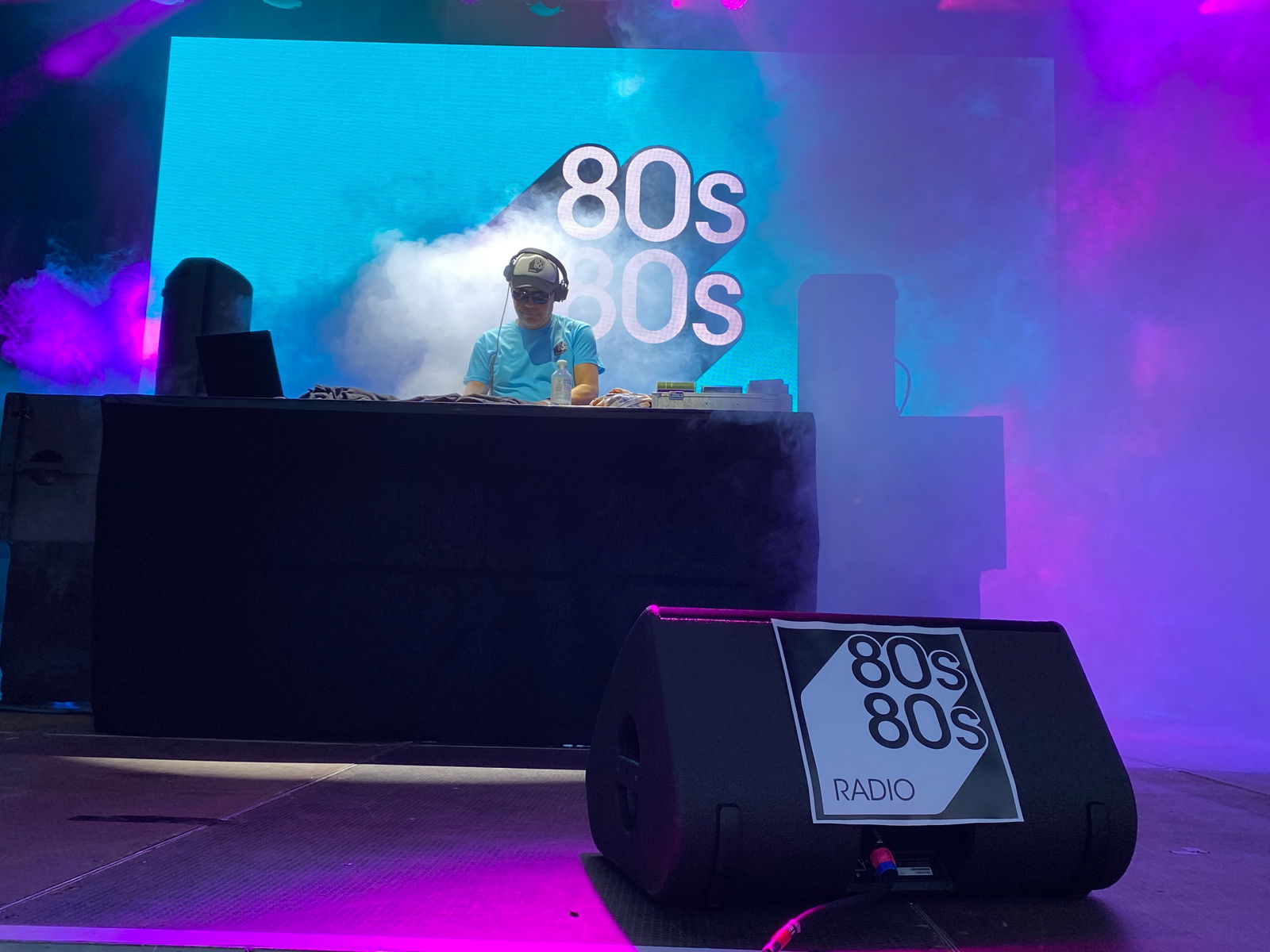 DJ George Zampounidis von 80s80s auf der Kieler Woche 2022