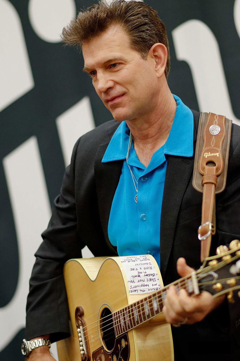 Chris Isaak 