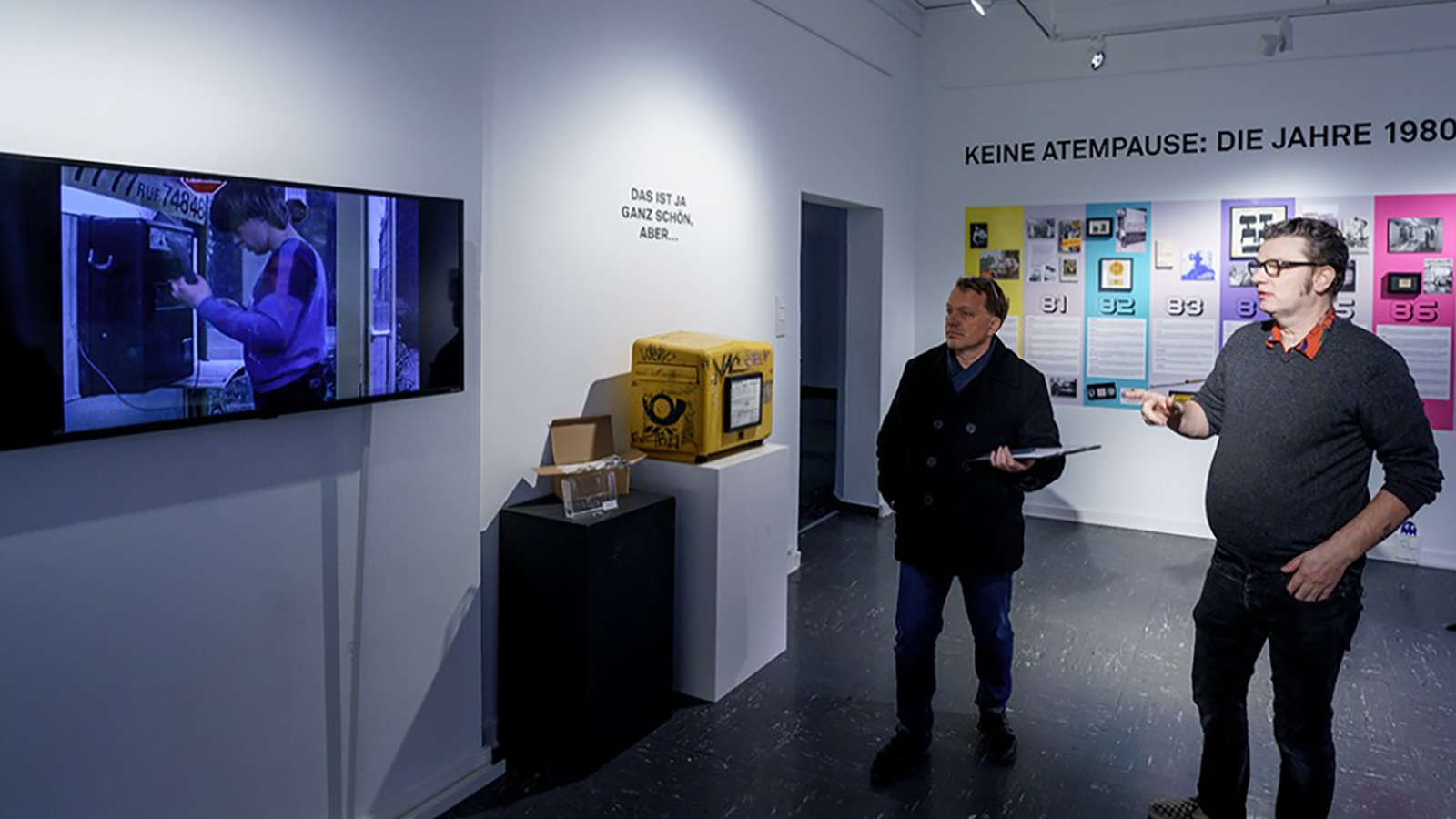 Ausstellung „Immer wieder aufstehen“