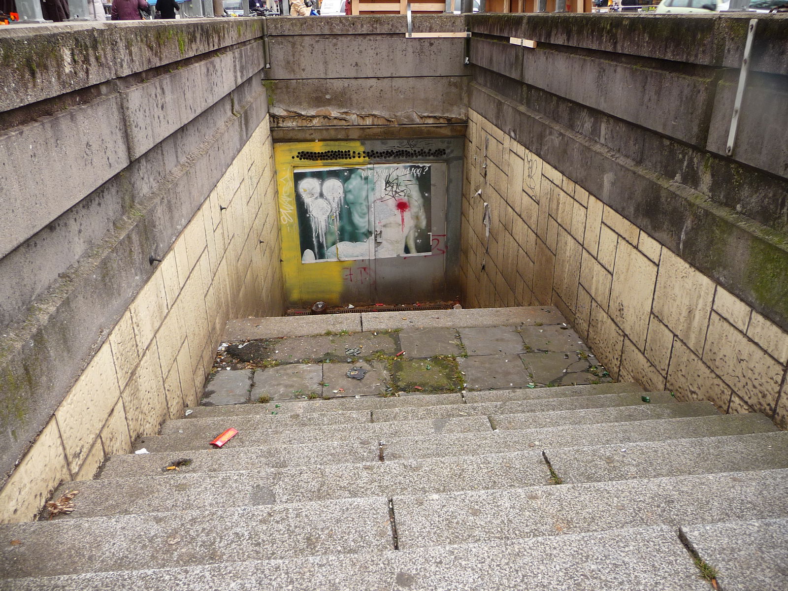 Geschlossene Unterführung am Bismarckplatz in Heidelberg