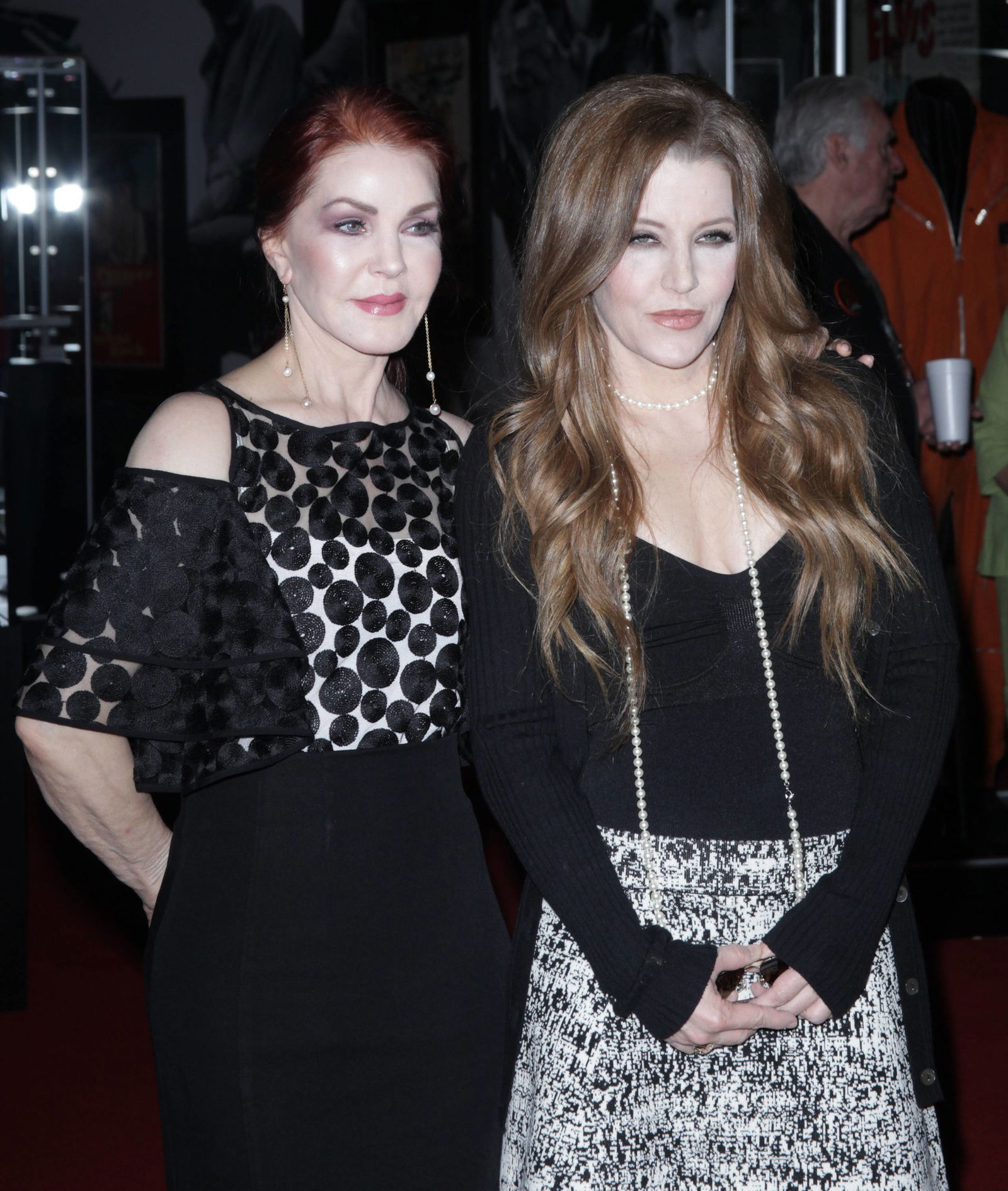 Priscilla Presley 2015 mit ihrer Tochter Lisa Marie Presley