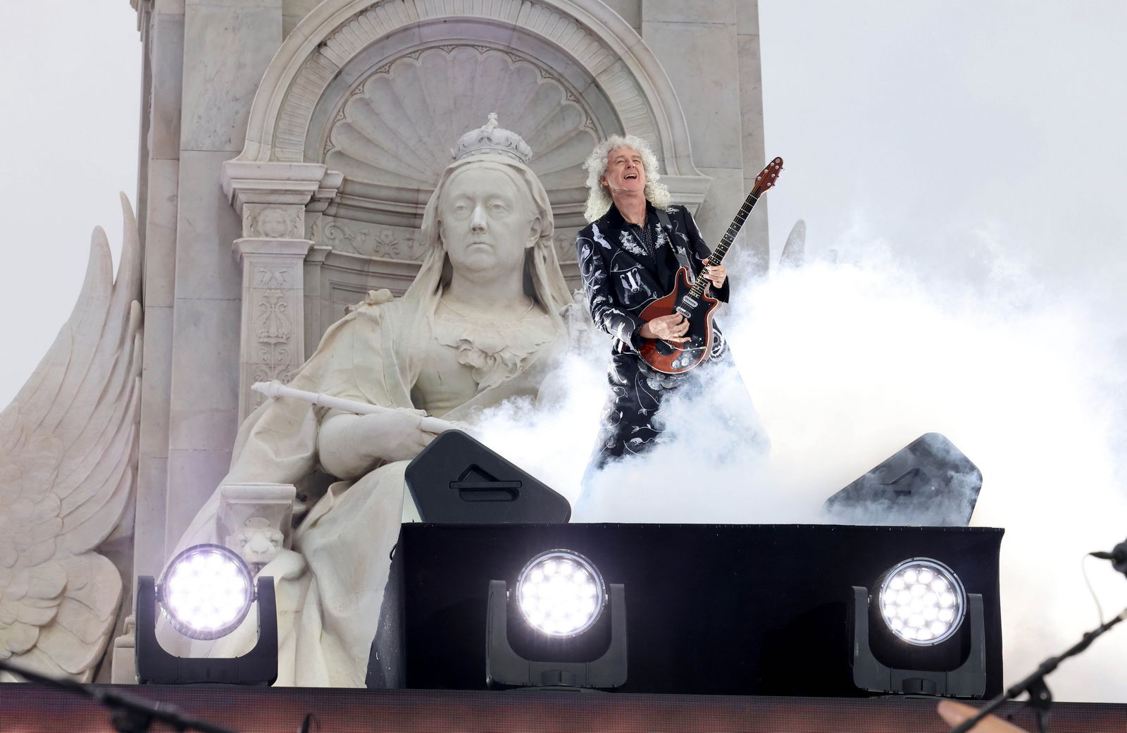 Brian May performt auf der Platinum Party im Buckingham Palace (2021)