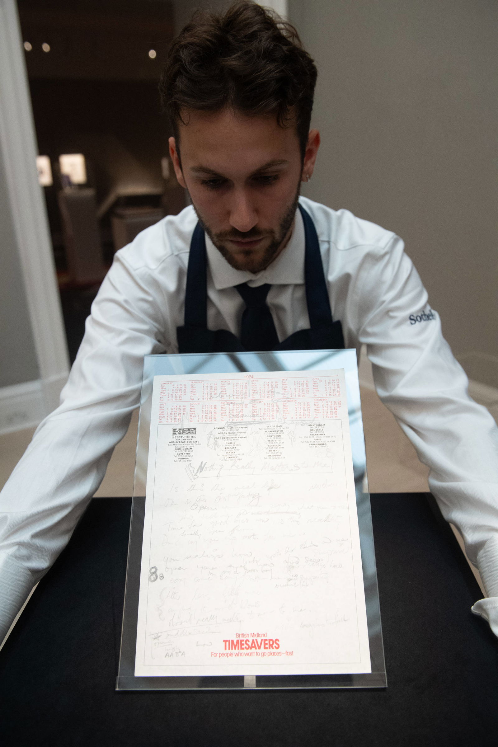 Sotheby's: Die schriftlichen Entwürfe zu "Mongolian Rhapsody" (später als "Bohemian Rhapsody" veröffentlicht) 