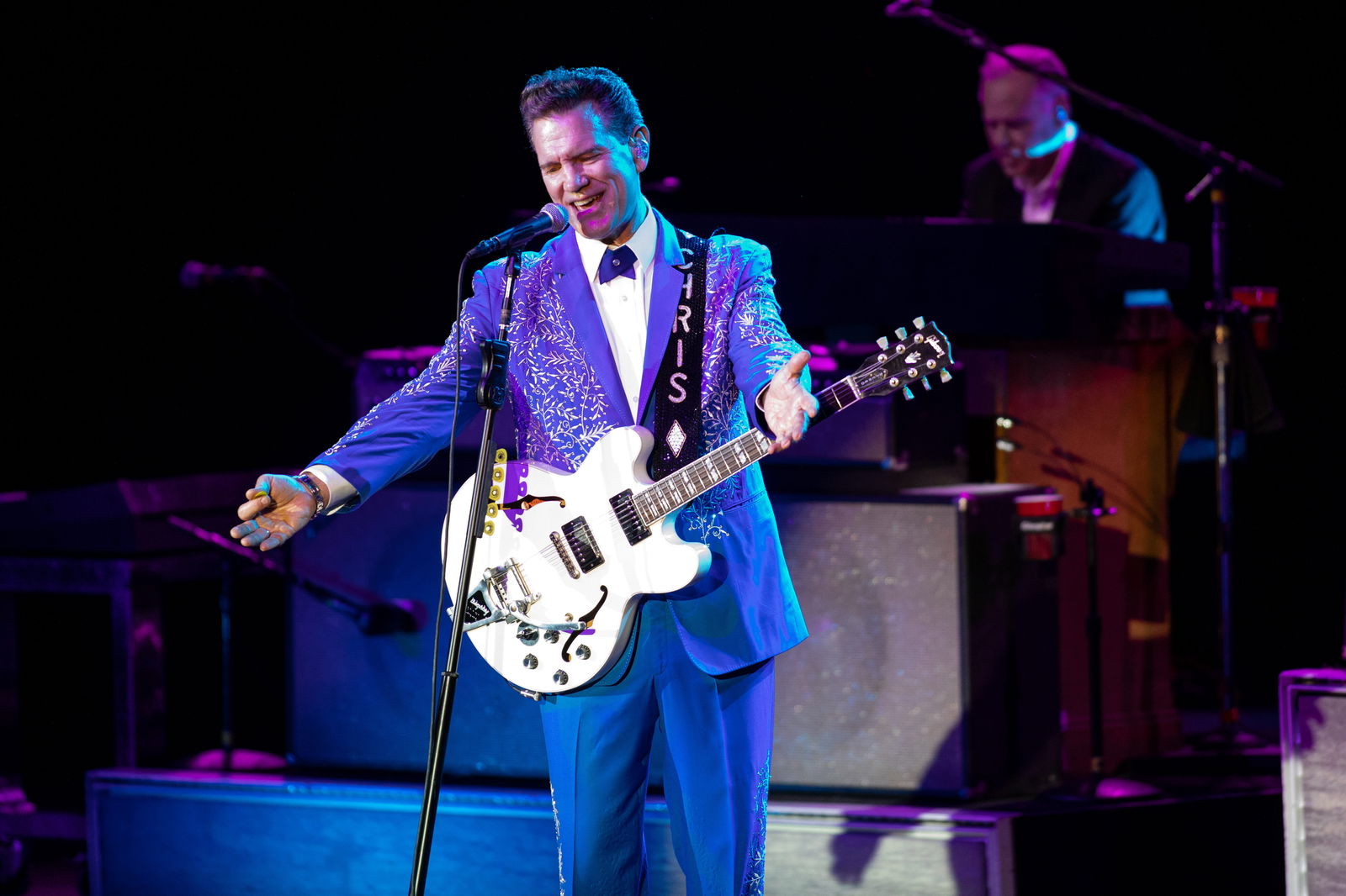 Chris Isaak (2019)