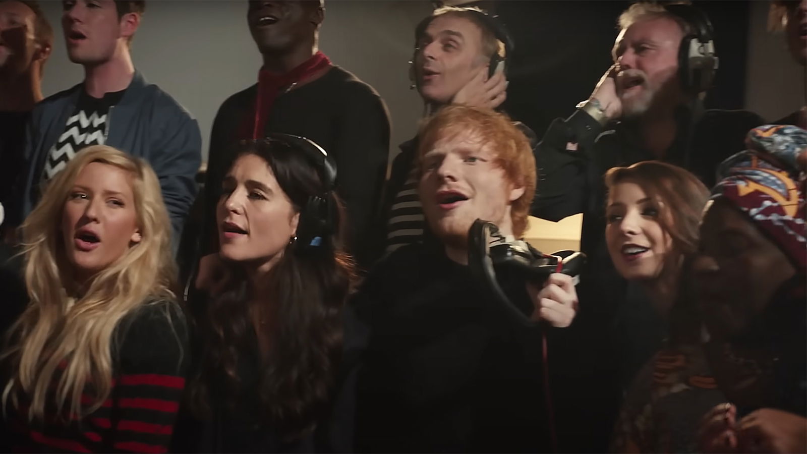 Ed Sheera im "Do They Know It's Christmas?"-Video (2014)