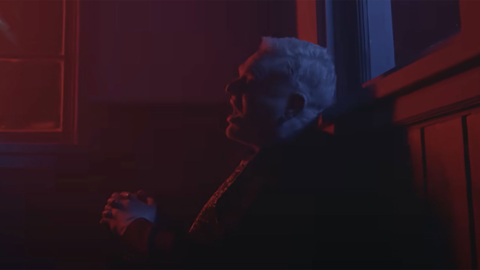 Andy Bell im „Don't Cha Know“-Musikvideo