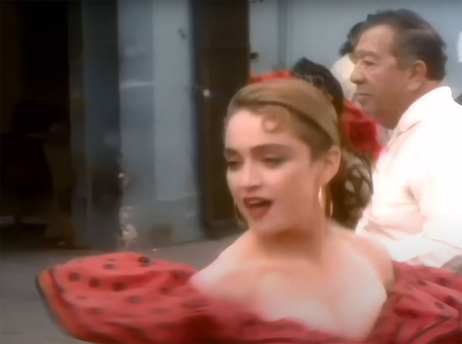 Madonna im "La Isla Bonita"-Musikvideo (1987)