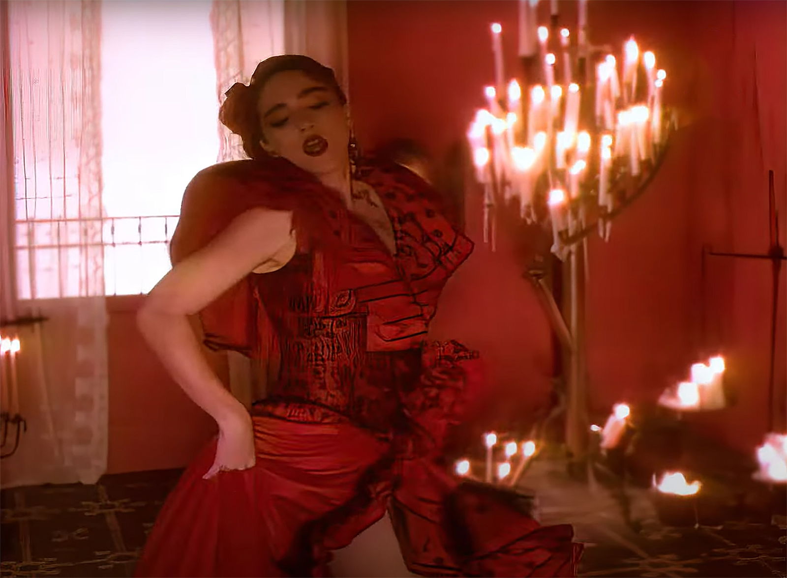 Madonna im "La Isla Bonita"-Musikvideo (1987)