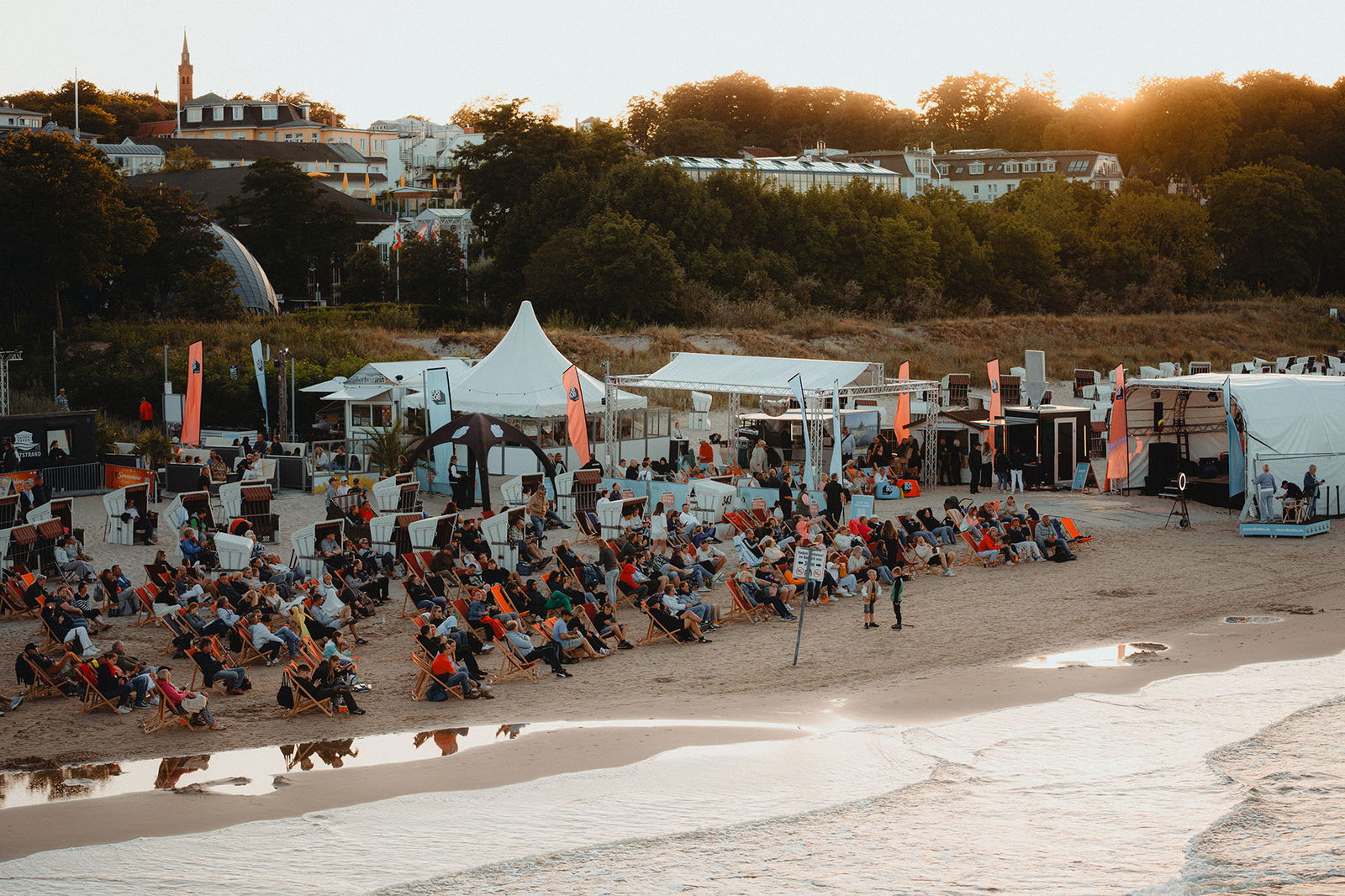 80s80s Movies On The Beach am 10. August 2025 auf Usedom