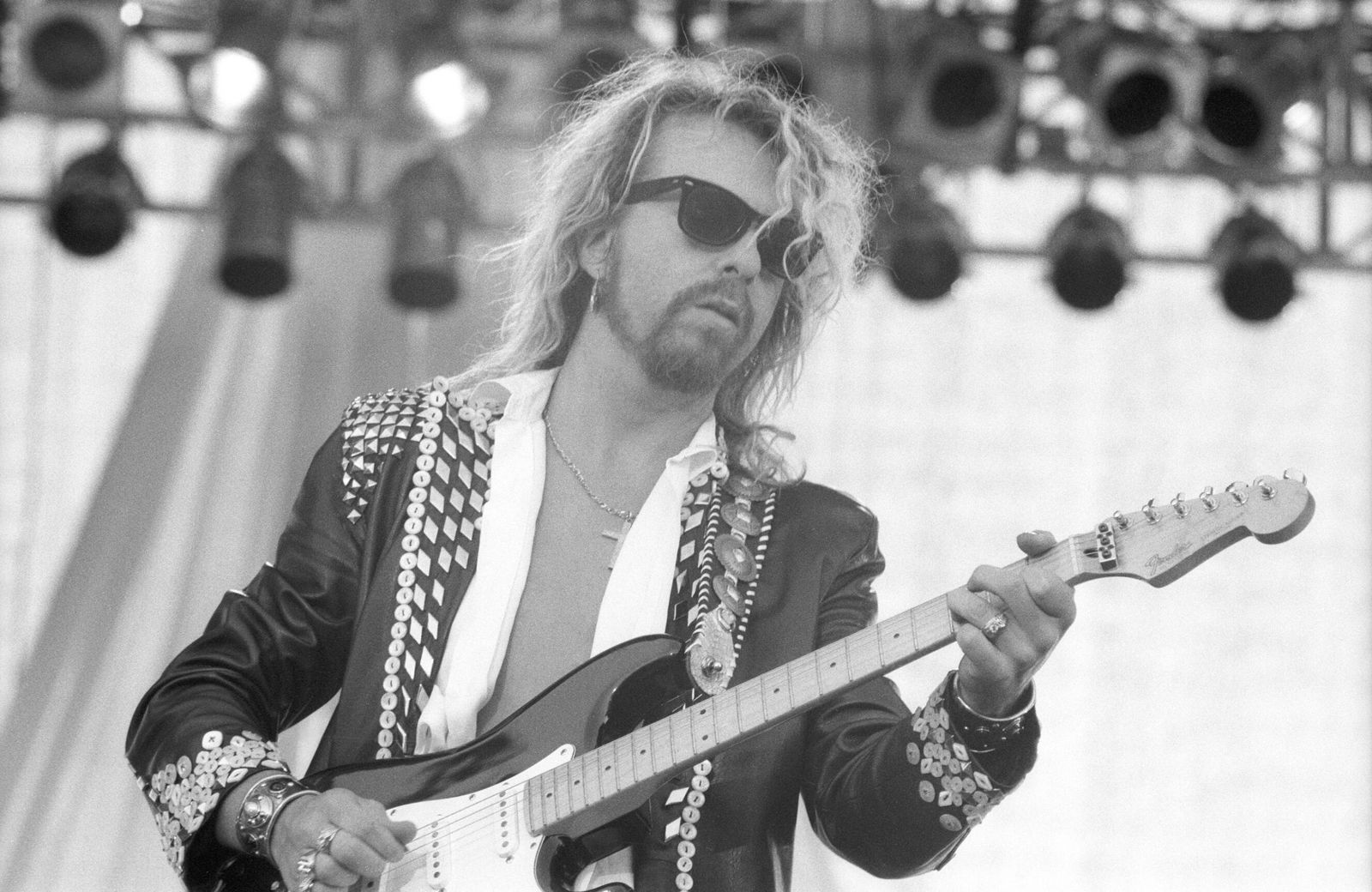 Dave Stewart (1987)