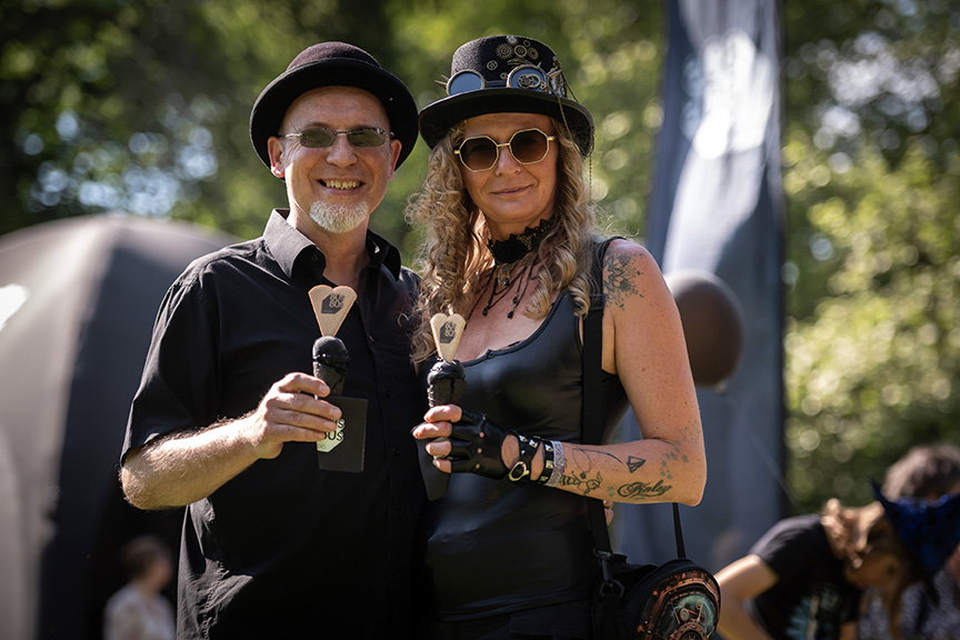 80s80s beim Wave-Gotik-Treffen | Das Viktorianische Picknick im Clara-Zetkin-Park