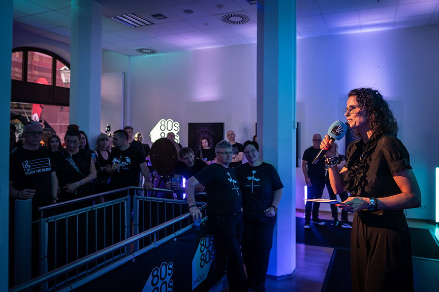 80s80s beim Wave-Gotik-Treffen | WGT Opening Night am 22.05.26 | 80s80s Moderatorin Sabine