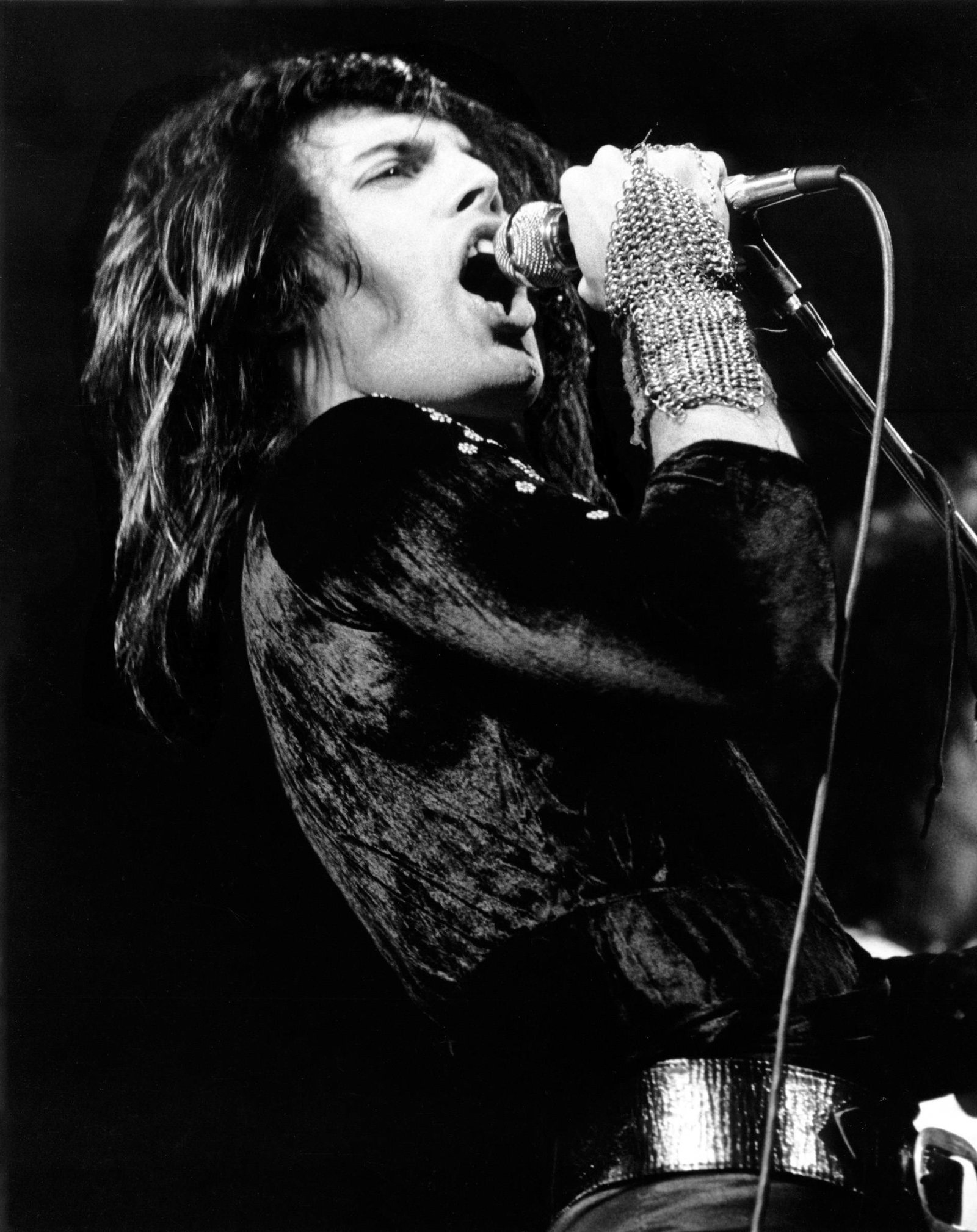 Freddie Mercury, Queen (1974)