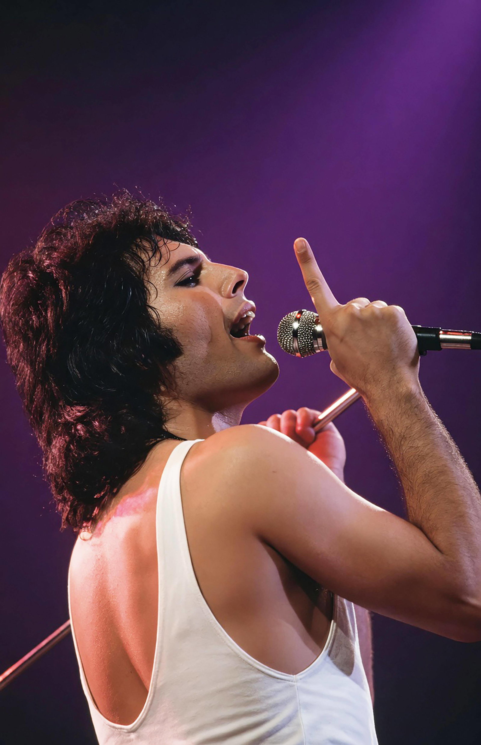 Freddie Mercury, Queen (1977)