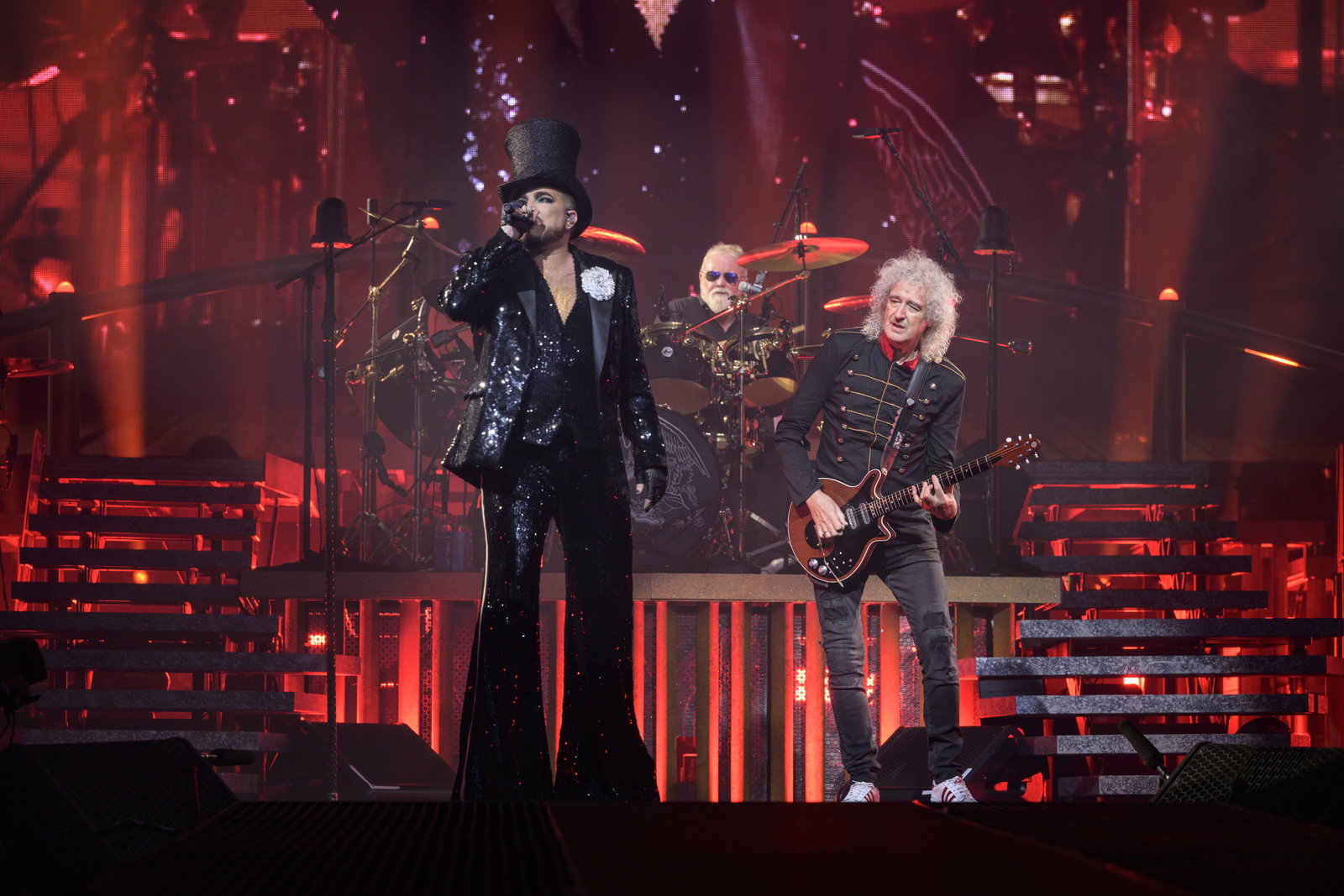 Queen + Adam Lambert (2022)