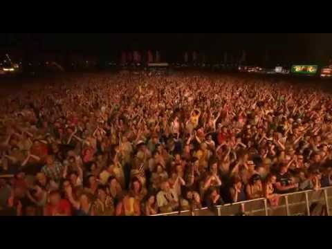 Kool & the Gang - Celebration (Live at Glastonbury 2011)