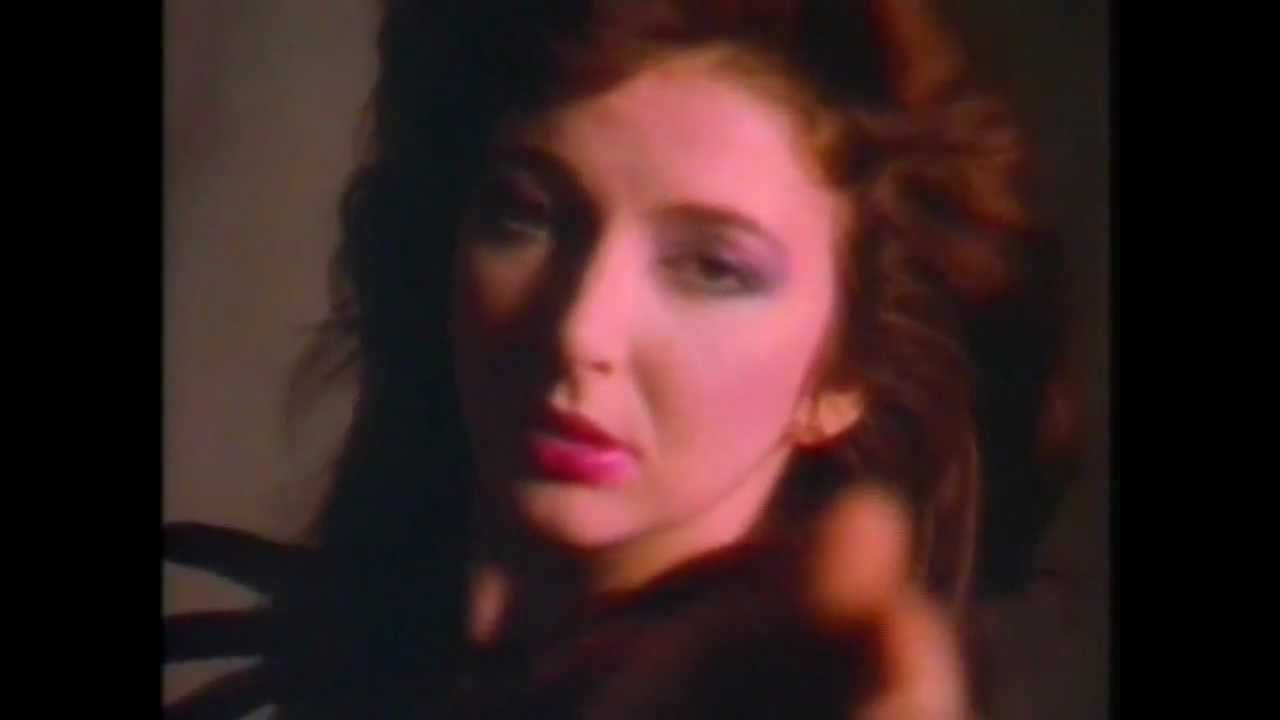 Kate Bush -  RUNNING UP THAT HILL  (HQ)