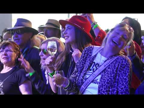 Udo, wir grüßen Dich aus Rostock und singen für Dich!