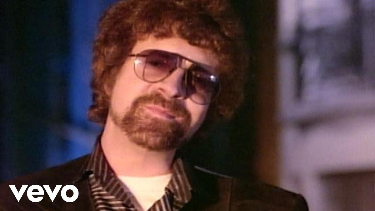 Electric Light Orchestra - Calling America (Official Video)