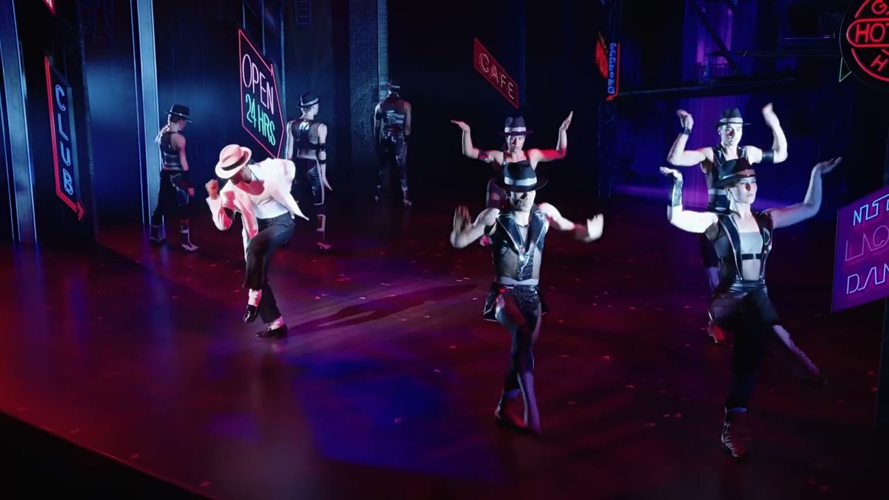 MJ - Das Michael Jackson Musical | Smooth Criminal