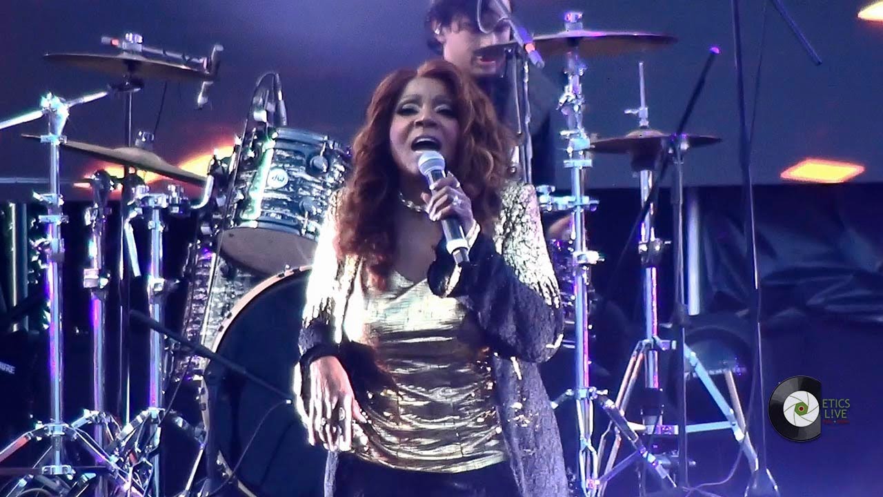 Gloria Gaynor - I will survive | Tecate Pa'l Norte 2023 ( Sorpresa )