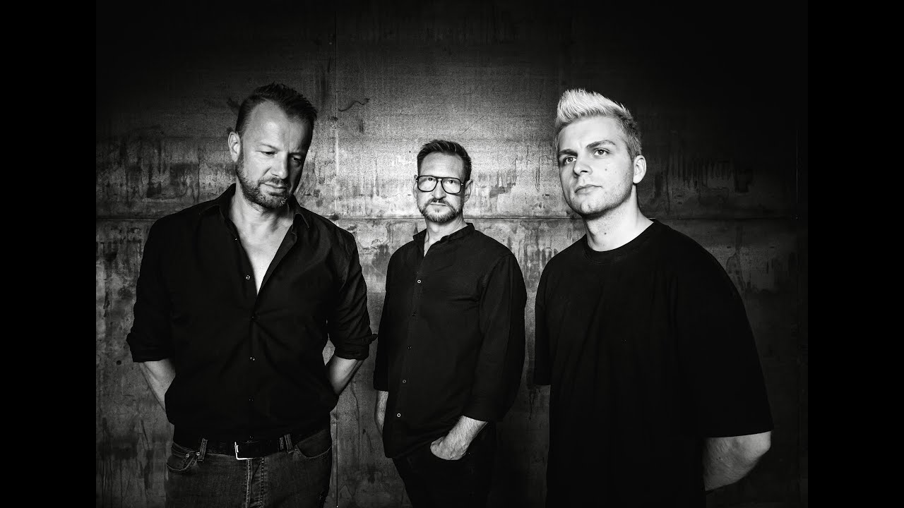 Behind the scenes "Photoshooting for T.O.Y." #electronicmusic #music  #theprophet #synthpop #80s