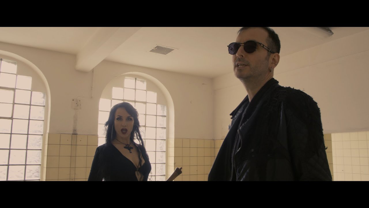 Bianca Stücker & Mark Benecke || Sabrina [official video]