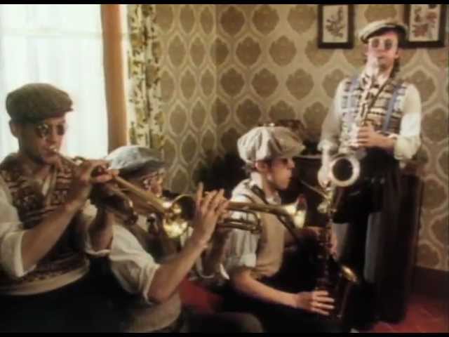 Madness - Our House (Official HD Remastered Video)
